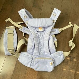 Ergobaby Light Purple Carrier